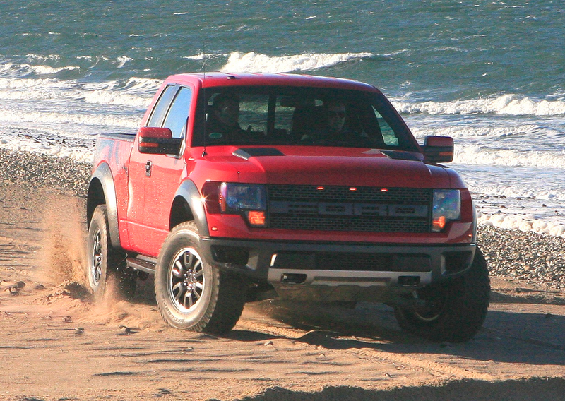 Illustration for article titled Hooning The Ford Raptor